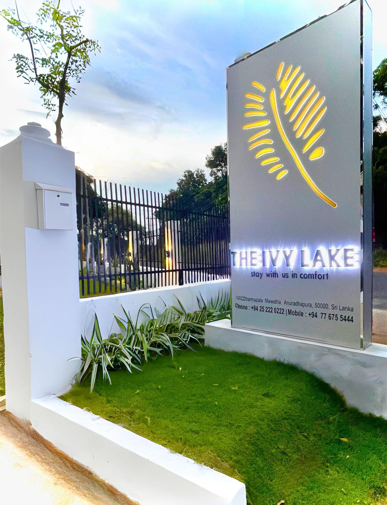 The Ivy Lake Anuradhapura Ngoại thất bức ảnh